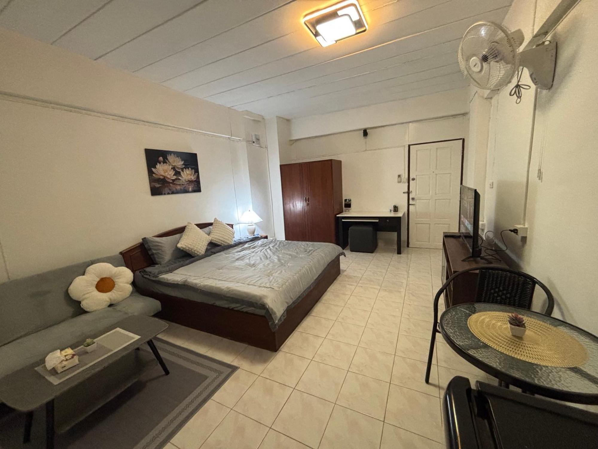 Monkey 4 Apartemen